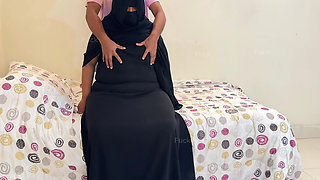 Huge Wet Pussy Burqa & Hijabi Muslim Stepmom Fucked by Stepson