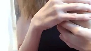 Masturbating amateur cums after solo fun