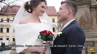 Hunt4k. il diritto di scoparmela durante la prima notte era mio