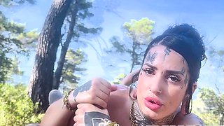 Laetitia Versace - French Whooty In Wilderness