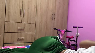 College girl gets horny when she gets home and has to fuck her pussy