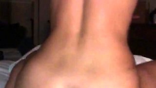 amateur raintree03 flashing ass on live webcam