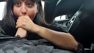 Amateur hands free close up blowjob