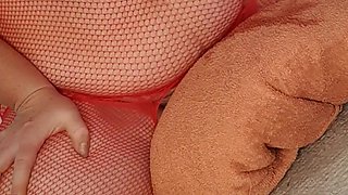 Horny BBW Riding Squirting Sisters Towel