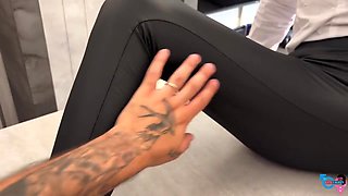 Verified Amateurs In Secretary Disturbs Her Boss In A Video Meeting Because She Wants To Get Her Ass Pounded!