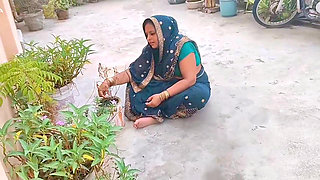 Indian Desi padosan bhabhi ki jordar chudai Hindi Audio