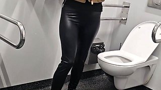 Public Toilet Piss Explosion