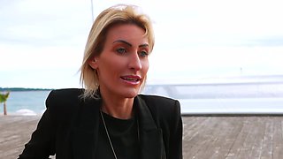 Jessie, 35, farmer in Dole (39)! - Jacquie et Michel TV