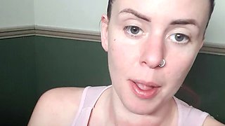 Amateur Babe in Glasses jerks cock for facial