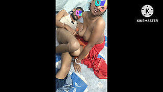 Indian desi lal sari wali bhabh bhabhi ko bihar ke ladke ne land chuwaya