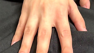 Secretary Unbuttoned Her Boss Pants and Gave Him Handjob