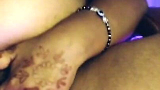 Pregnent Ledy Playing Hairy Pussy and Fingring.