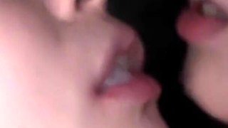 Addicted to Kissing and Licking Lesbians