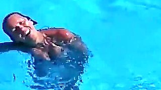 How a Sexually Lonely Housewife on Vacation in the Pool Learns to Dive