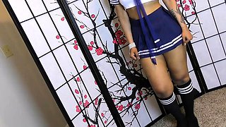 Horny Indian 18 Year Old School Girl Fingering Solo Sex