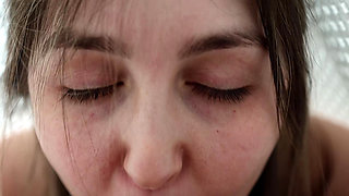Stepmother Woke up Her Stepson with a Sweet Blowjob