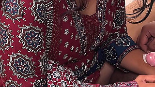 Komal Said That Many People Were Saying Show Your Face, but Don't Show It to My Family Members, Please.