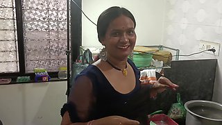 Desi Marathi Kavita Bhabhi Fuck with Brother in Law in Kitchen