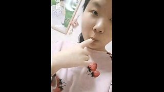 Amateur Asian College Teen Gives Blowjob
