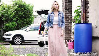 Erotic FFM threesome with hot Lenina Crowne and sexy Karina King