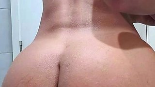 Big boobed babe masturbating