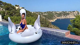 Watch Enormous floats pool story - Ewa Sonnet, Pool, Float Porn