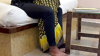 HOT MARRIED INDIAN TEACHER FUCKED BY STUDENT WHILE SHE WAS TAKING EXTRA CLASSES AT STUDENT HOUSE