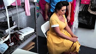ShoplyfterMylf Zoey Foxx Housewife Gets Caught Stealing WRB