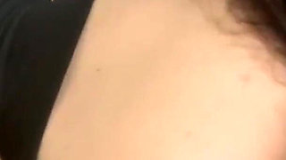 I Arrived at the Neighbor's House Putting My Hand in Her Ass and Ended up Fucking the Whore