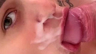 I Fucked the Cuckold's Wife's Ass at His House While He Worked