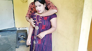 Indian desi Bhabhi called neighbour friend at home