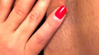 Sexy Teen Has Fun Masturbating Her Fat Little Pussy
