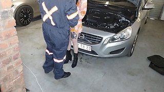 I M Mechanic That Service Cars and Women