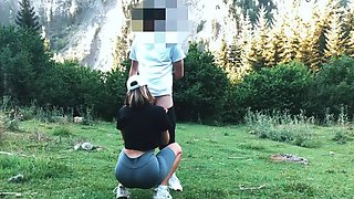 Sexy Slim Bubble-assed Hiker Tempts a Stranger To Fuck Her Hard In the Lap Of Nature