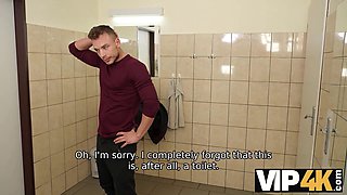 Sofia Lee cheats on her groom with random guy in the bathroom