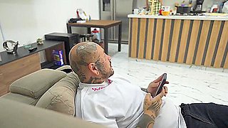 My Stepmother-in-law Surprises Me And I End Up Fucking Her While My Girlfriend Cooks Felipe Skull