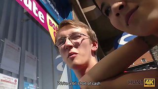 Hunt4k. struck cuckold observes gf's porn for currency with another man