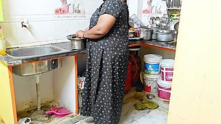 Desi Step Mom Fucked in the Kitchen I Fucked Her to Surprise While She Is Cooking