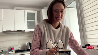 Laura Quest Outdoor Adventure: Public Sex & Fucking in 4K HD