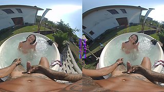 PURITYVR Orgasm in the jacuzzi with Dahlia