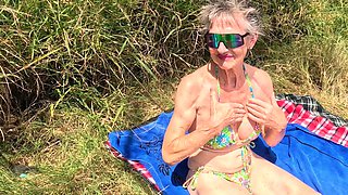 Sex on (or Near) the Beach in Hawaii
