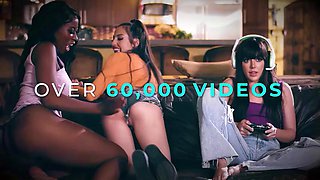 ALL GIRL MASSAGE - Sexy Samantha Rone Gets A Full Body Massage Gift With A Hot Masseuse