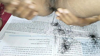 Sister-in-law Cleaned the Pussy by Cutting Hair with a Machine