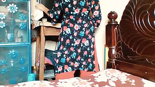 Indian Step Sister Surprised by Her Stepbrother