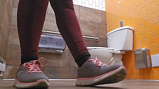 Piss Turns Me on