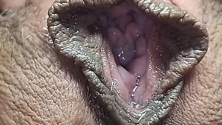Ku the Insatiable MILF Masturbates with All Her Toys and Her Big 30cm Dildo