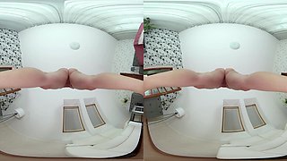 Brunette Amateur's POV Passion Ignites Sensual Heat