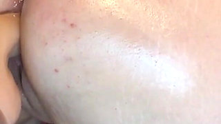 Thick Girl Uses a Sex Machine to Get a Lot of Pleasure!!
