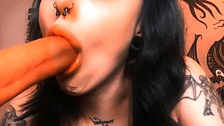 Love Chat Big Boobs Brunette Masturbating For Cam