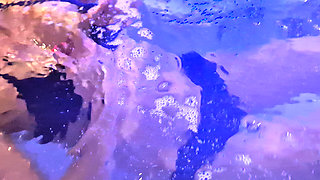 Jacuzzi Session